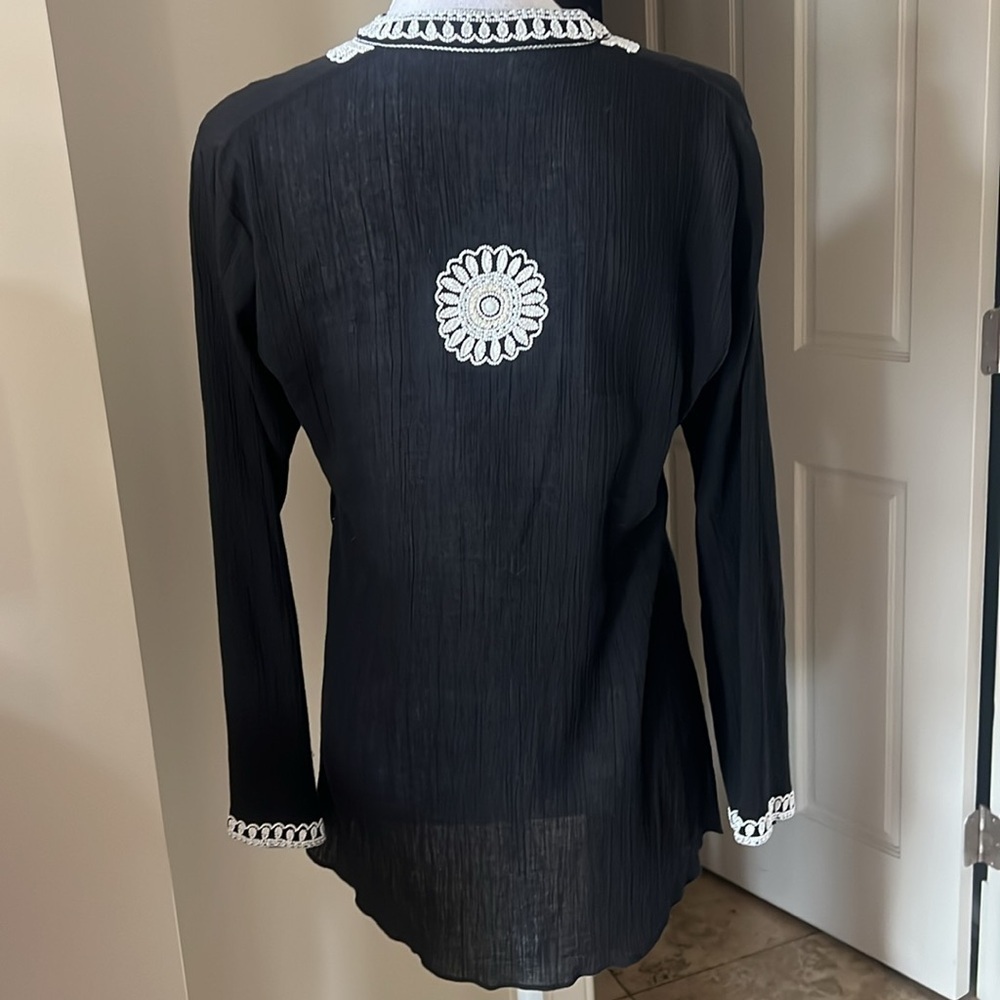 Yaytra Annie Tunic Black 8. NWOT. Never worn 100% cotton silk hand beaded tunic - Picture 7 of 11
